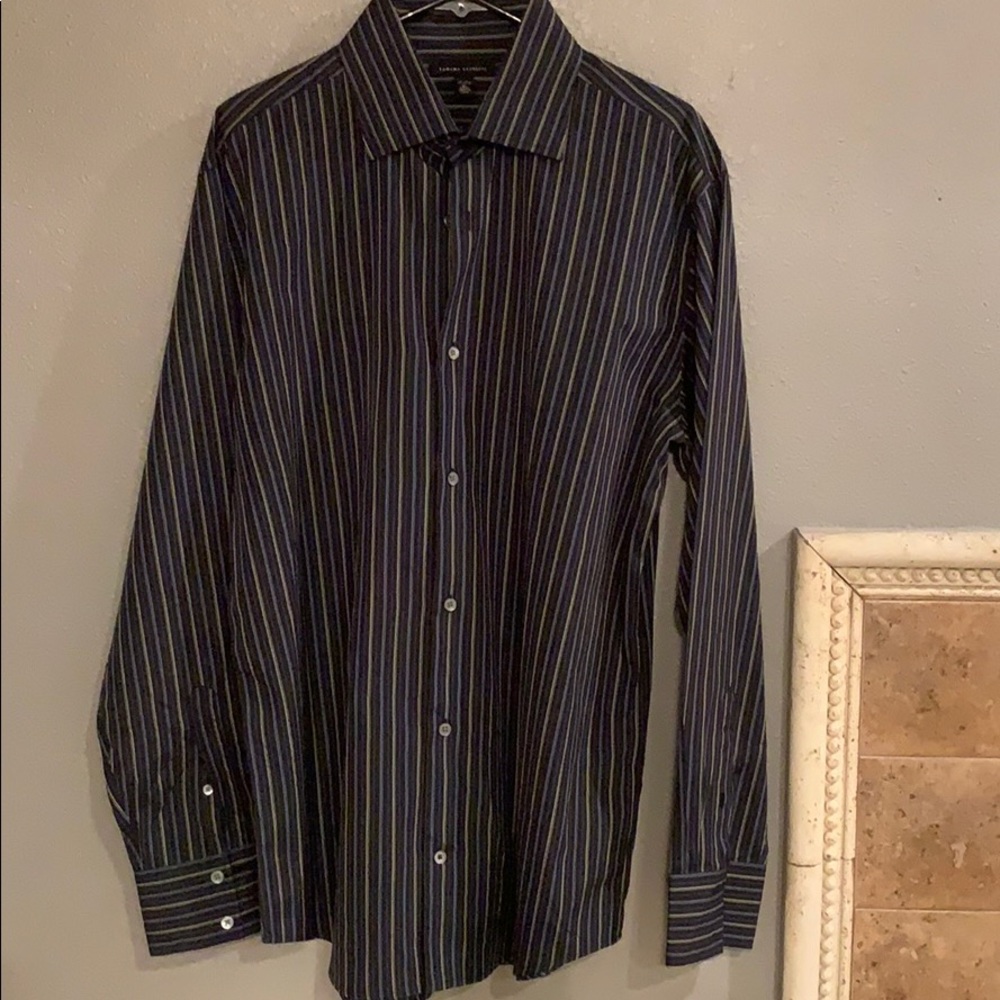 Banana Republic button down - Picture 2 of 6